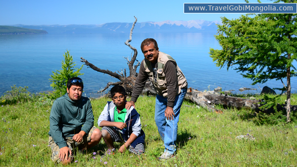 our guide & our 2 customers are in Khuvsgul Lake