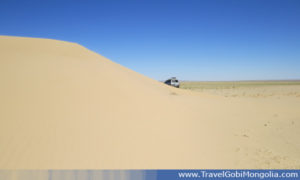 there is small sand dunes