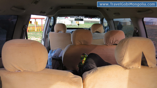 3 row seats of Mitsubishi Delica van