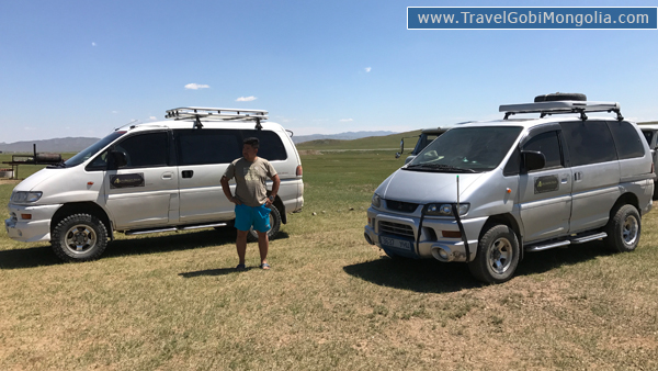 mitsubishi off road van