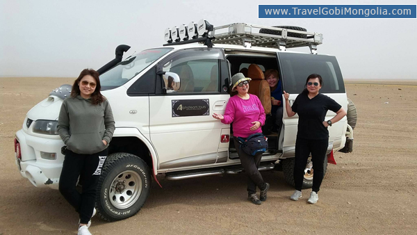 our customers are in front of our travel vehicle delica