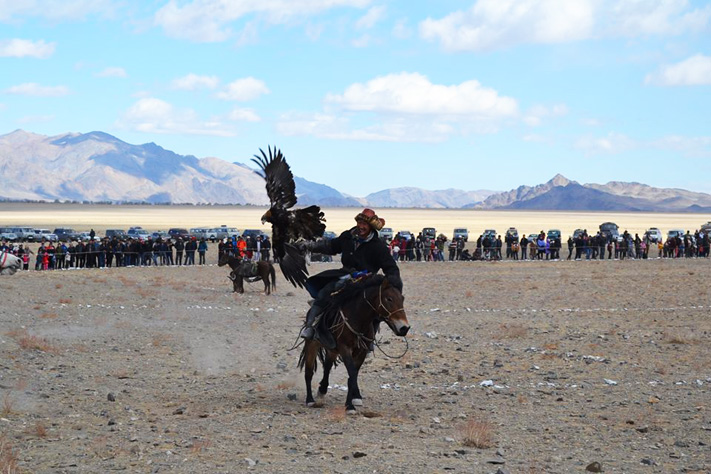 burkitshi eagle hunter