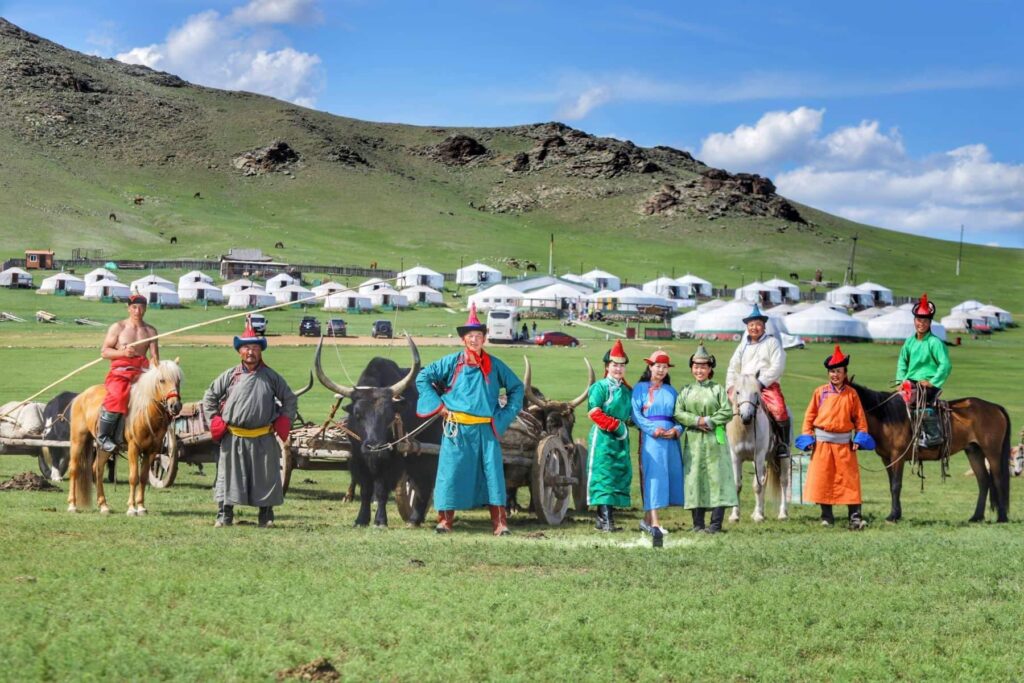 Nuudelchin show daily join tour